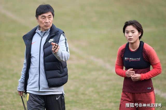唐斯对尼克斯暂停续约谈判表示失望